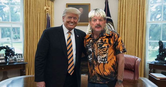 Resize of Donald-Trump-and-Joe-Exotic-in-the-Oval-Office.jpg